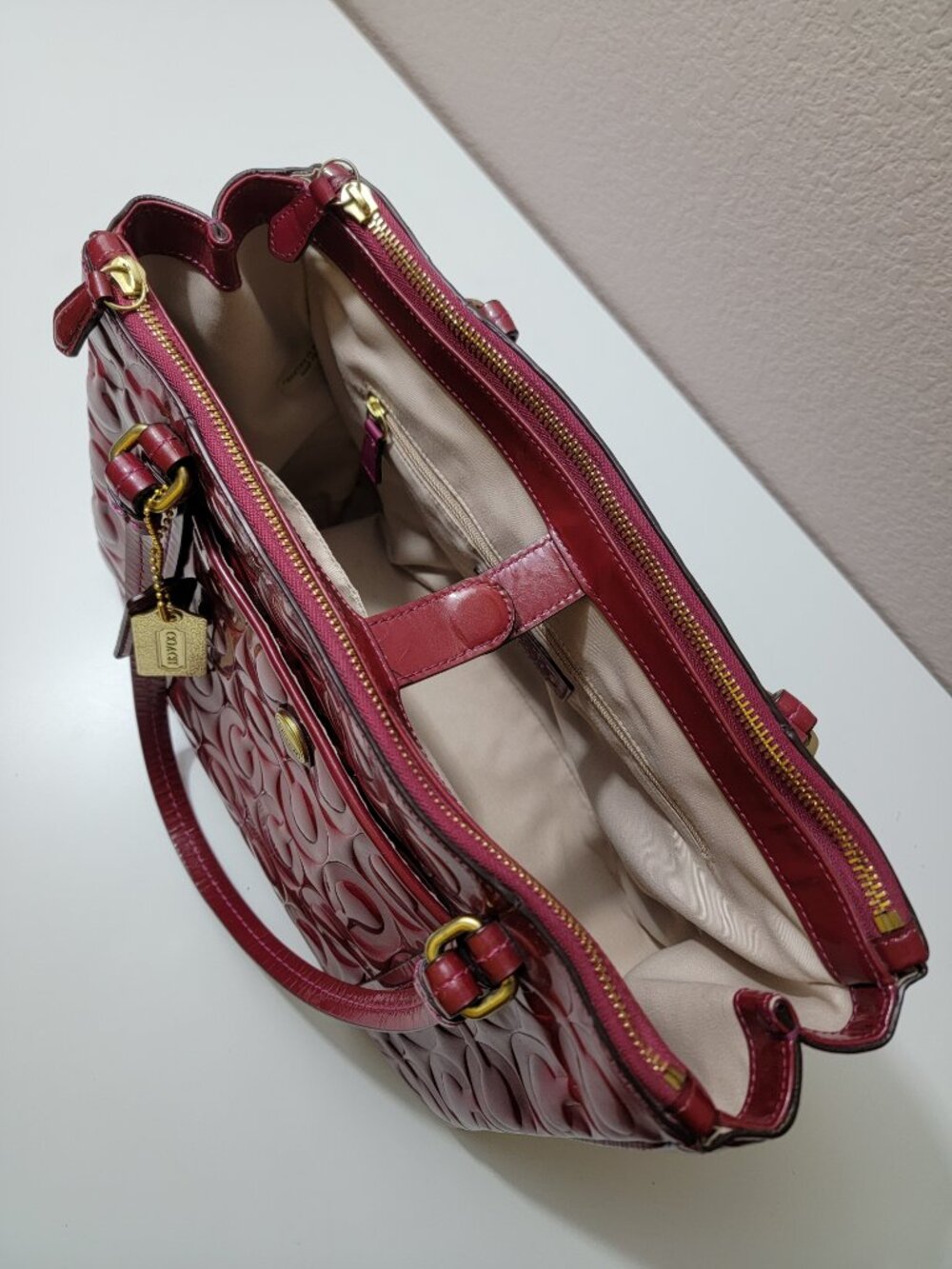 Coach Peyton Op Art Patent Leather Jordan Carryall Passion Berry Red Satchel - Picture 6 of 12